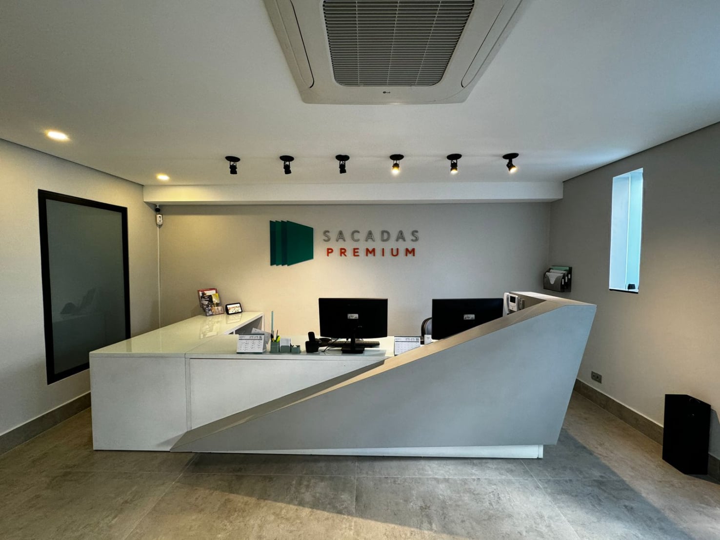 Sacadas Premium